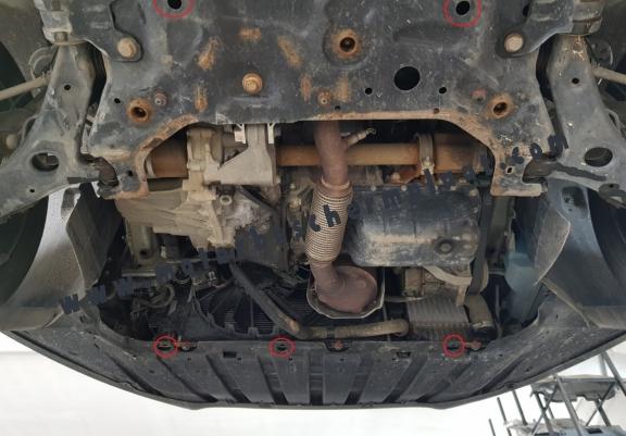 Motor, Versnellingsbak en Radiator Beschermplaat voor Ford Transit Connect