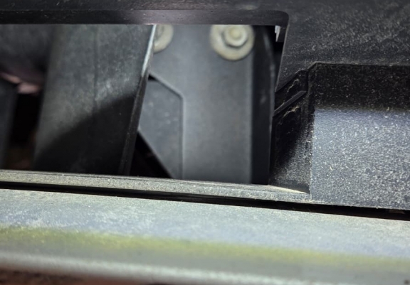 Motor en Radiator Beschermplaat voor BMW Seria 5  E60/E61 standaard voorbumper