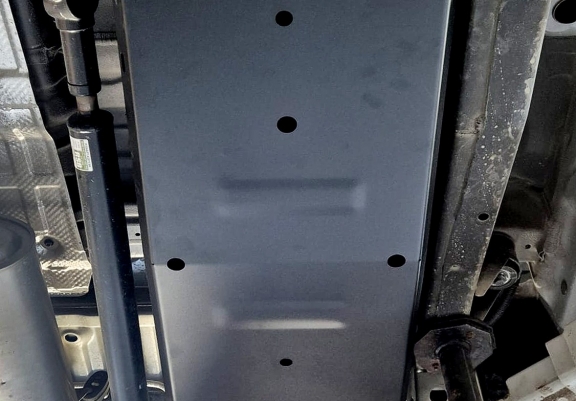 Brandstoftank Beschermplaat voor KGM Musso